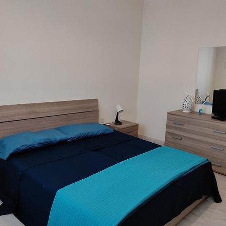 A Casa Di Nonno Pino Appartement Bari Buitenkant foto