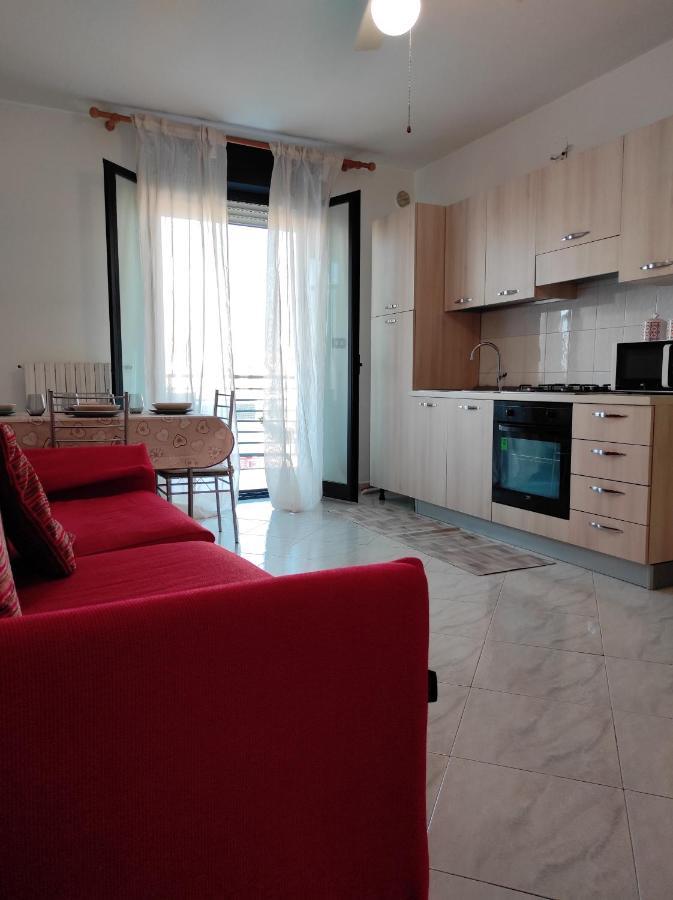 A Casa Di Nonno Pino Appartement Bari Buitenkant foto
