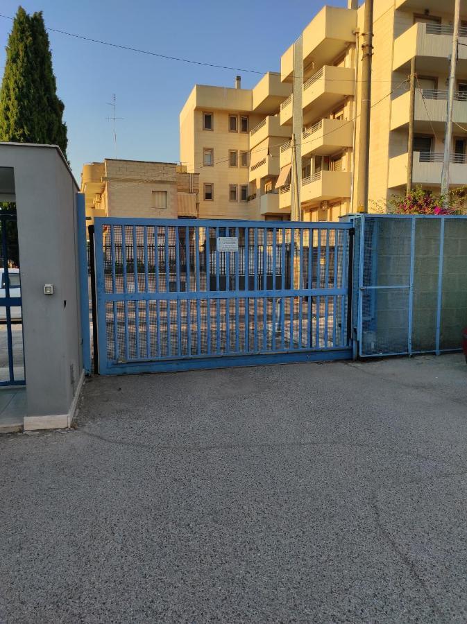 A Casa Di Nonno Pino Appartement Bari Buitenkant foto
