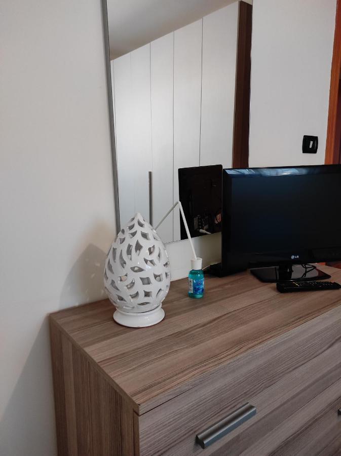 A Casa Di Nonno Pino Appartement Bari Buitenkant foto